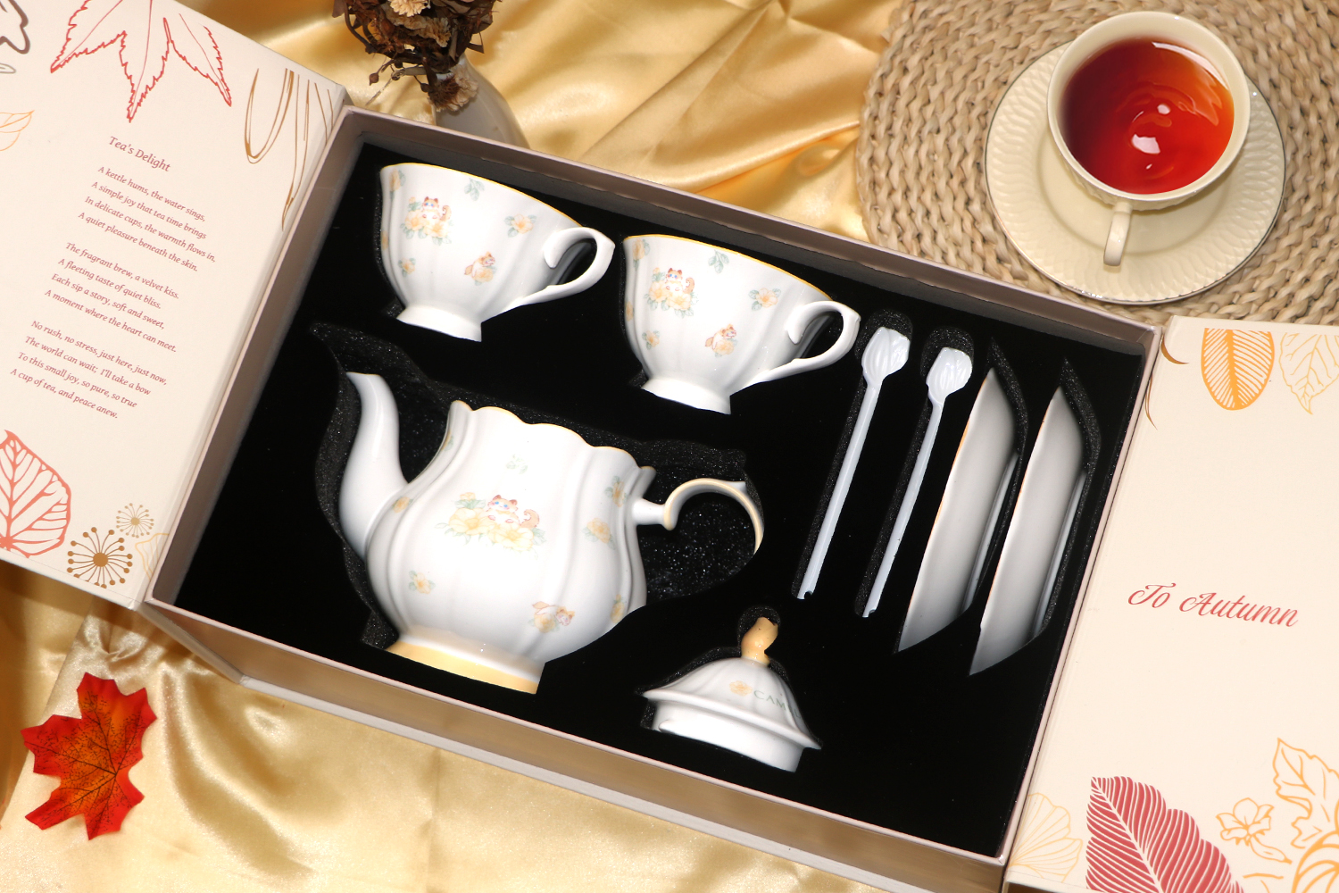 Autumn ceramic gift box