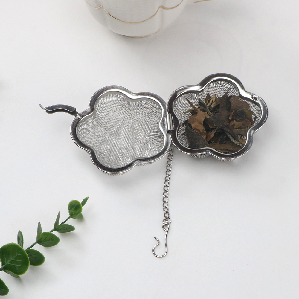 Mesh flower tea infuser with chain