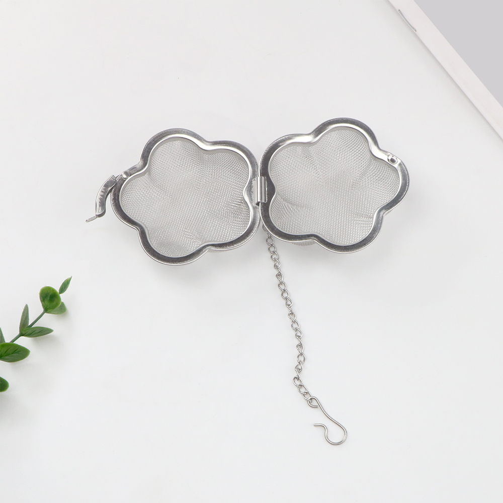 Mesh flower tea infuser with chain