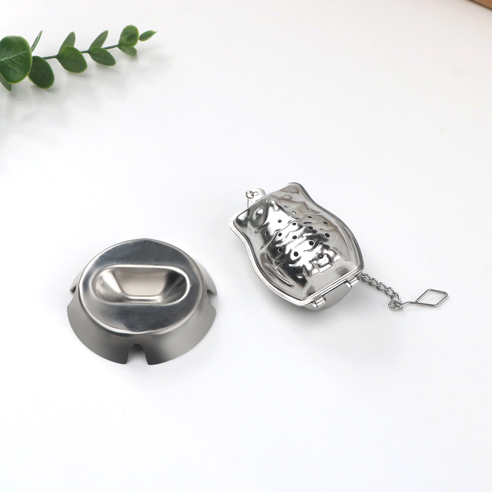 Owl shaped tea infuser with chain
