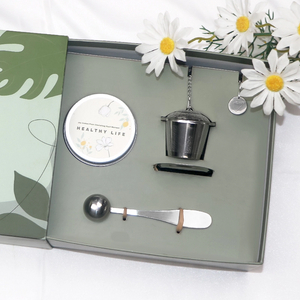 Spring-themed-small-gift-box