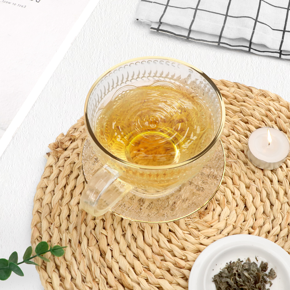 Sunflower relief glass cup