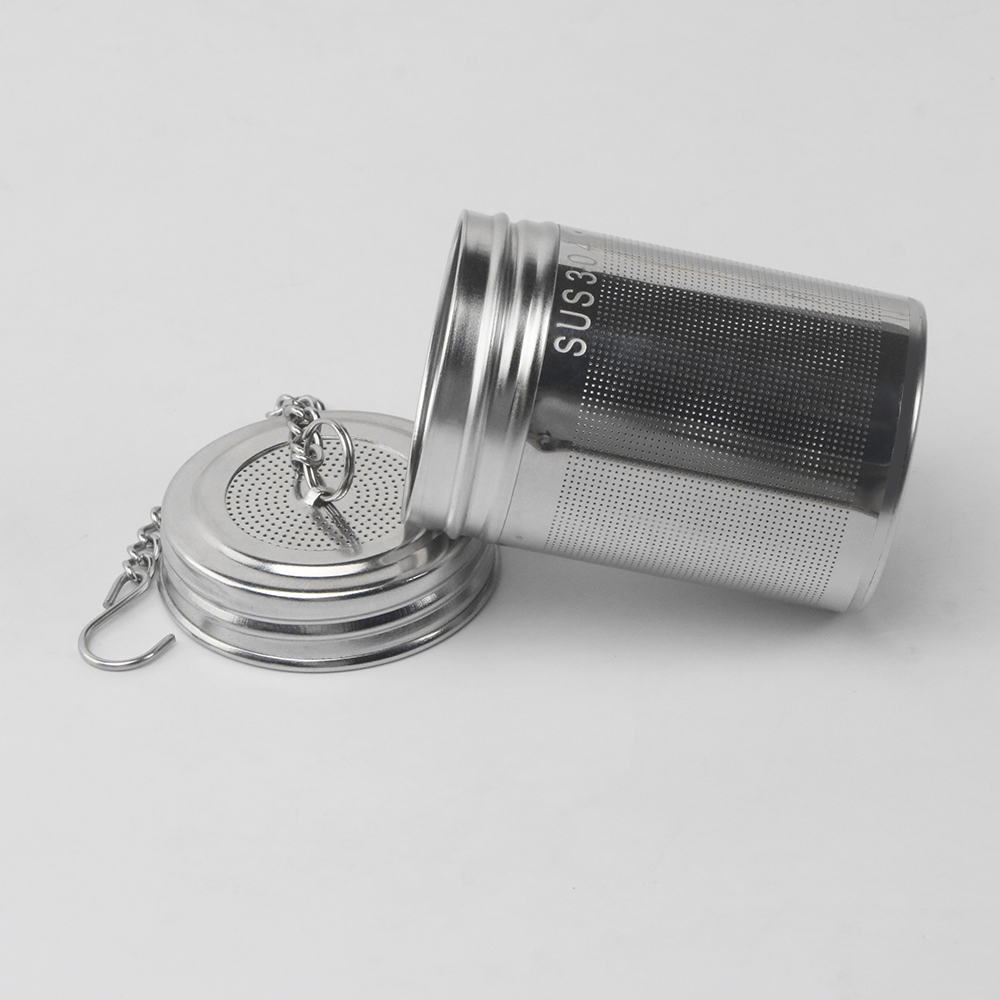 Basket shape tea infuser with chain