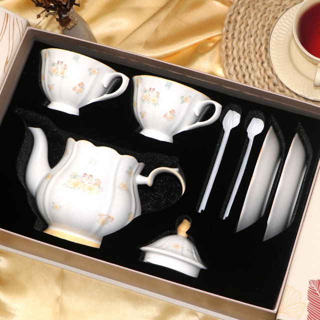 Autumn ceramic gift box