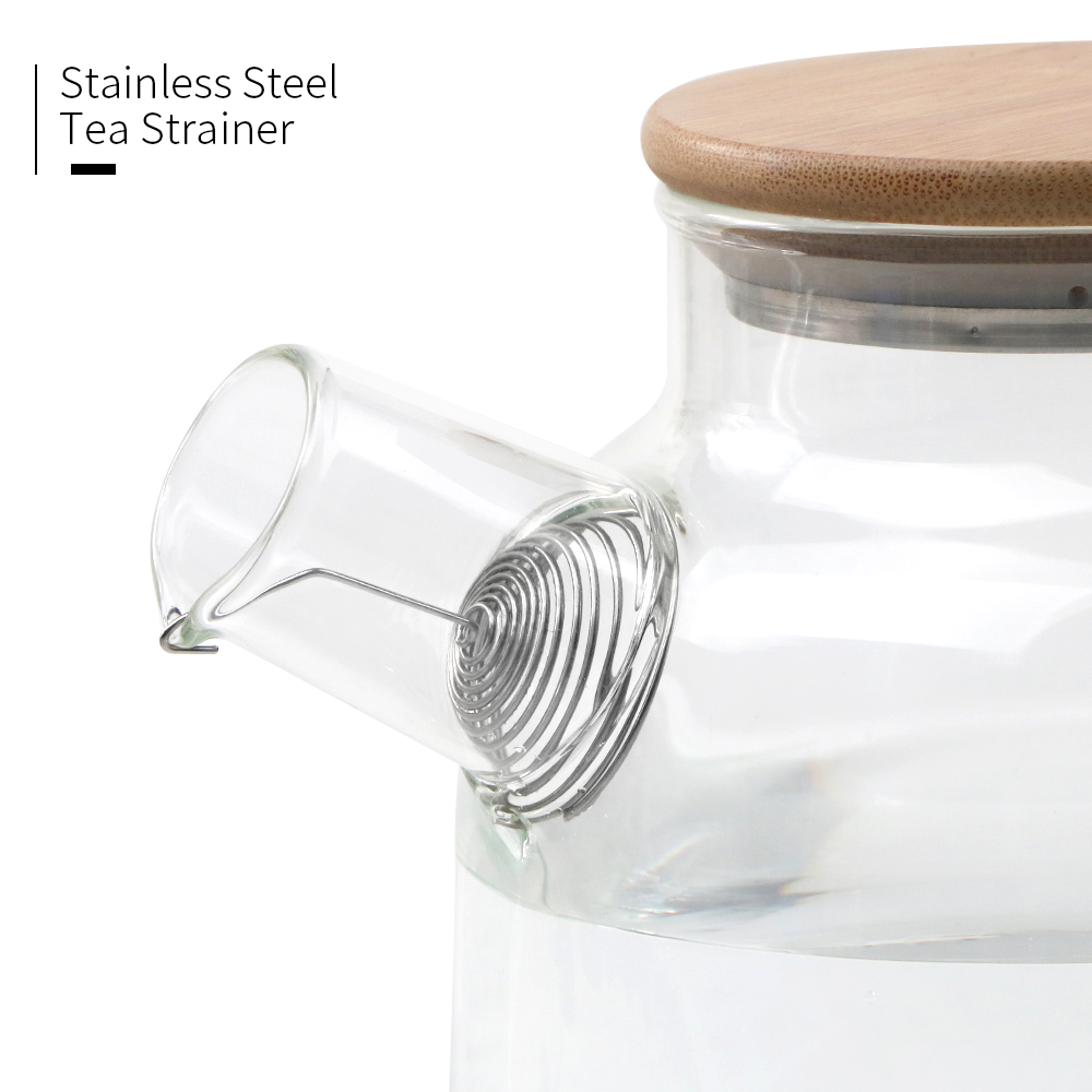 Glass pot with wooden lid