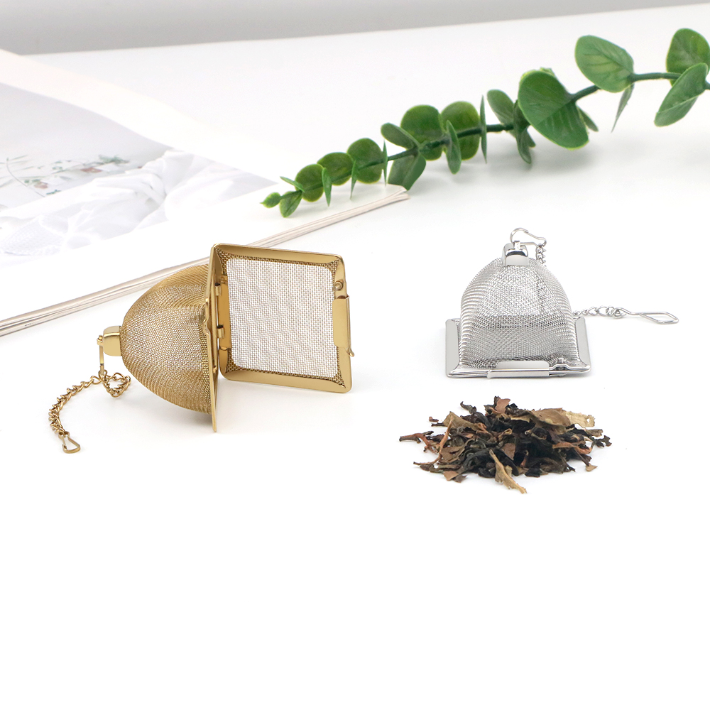  Pyramid shape tea infuser