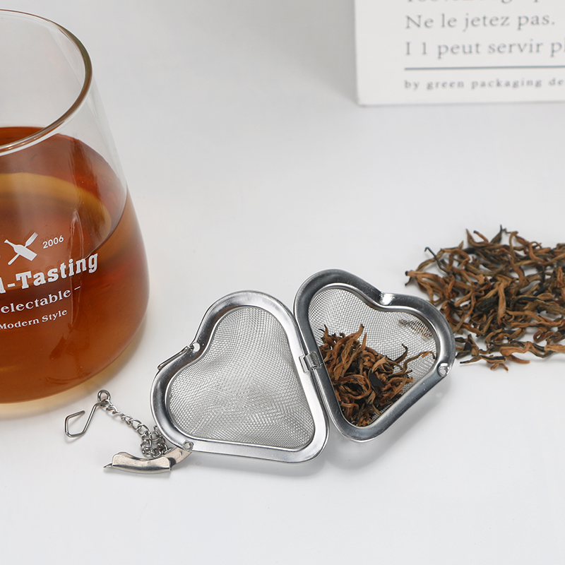  heart shape tea infuser with chain