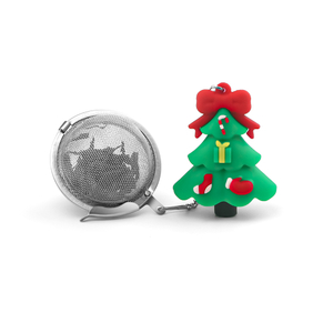 Tea strainer with Christmas pendant